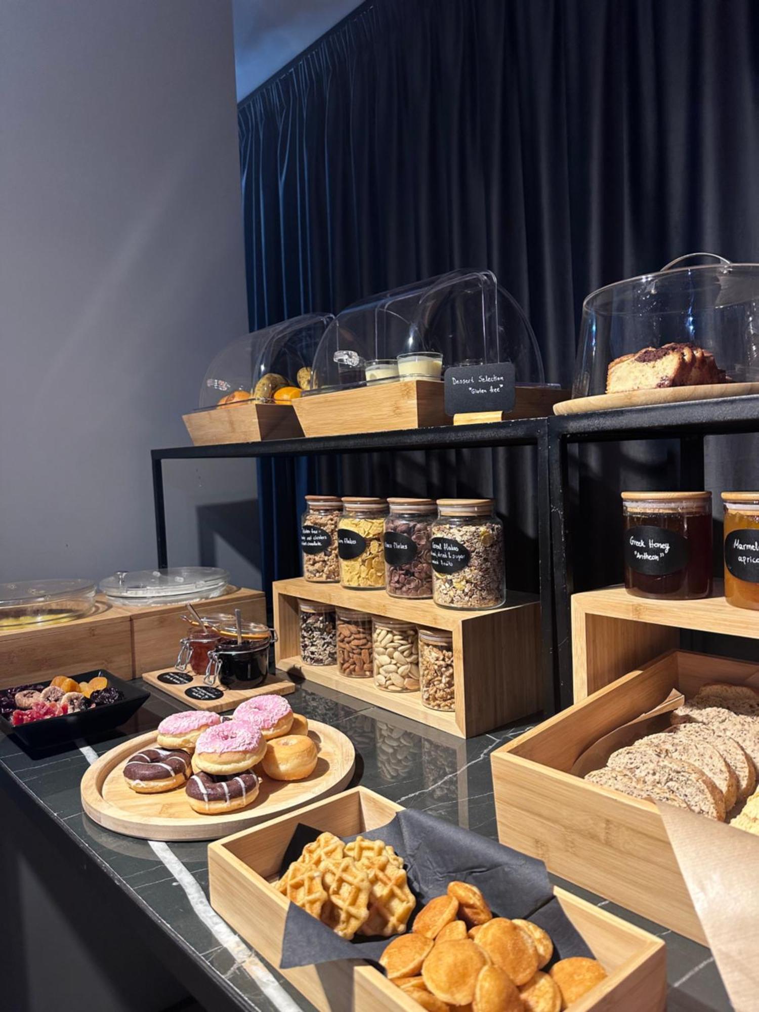 The Duke Boutique Suites Athena Bagian luar foto