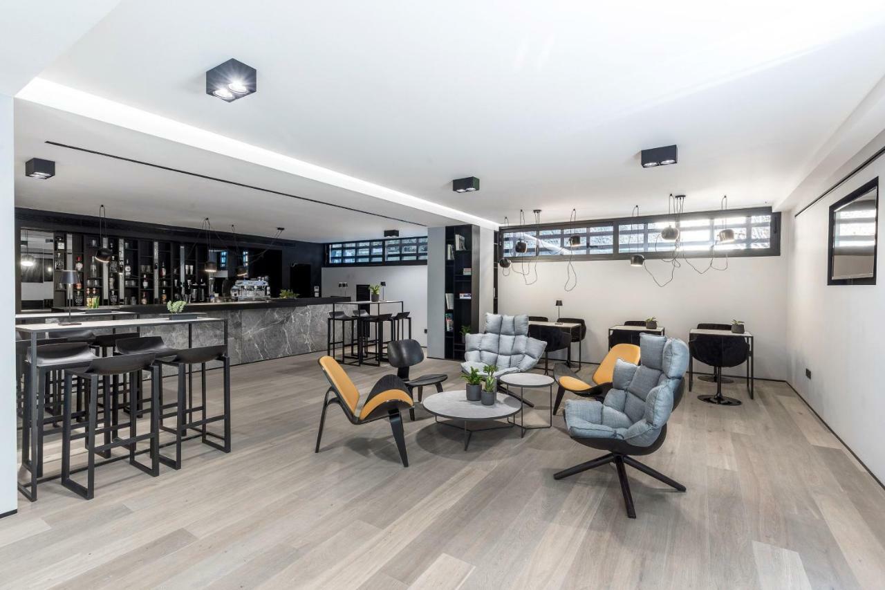 The Duke Boutique Suites Athena Bagian luar foto